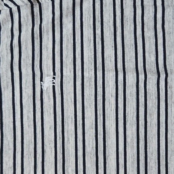 Abercrombie Long Sleeve - Picture 2 of 4